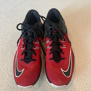 Women’s Nike Ankle Basketball Low Sneakers Size 10.5